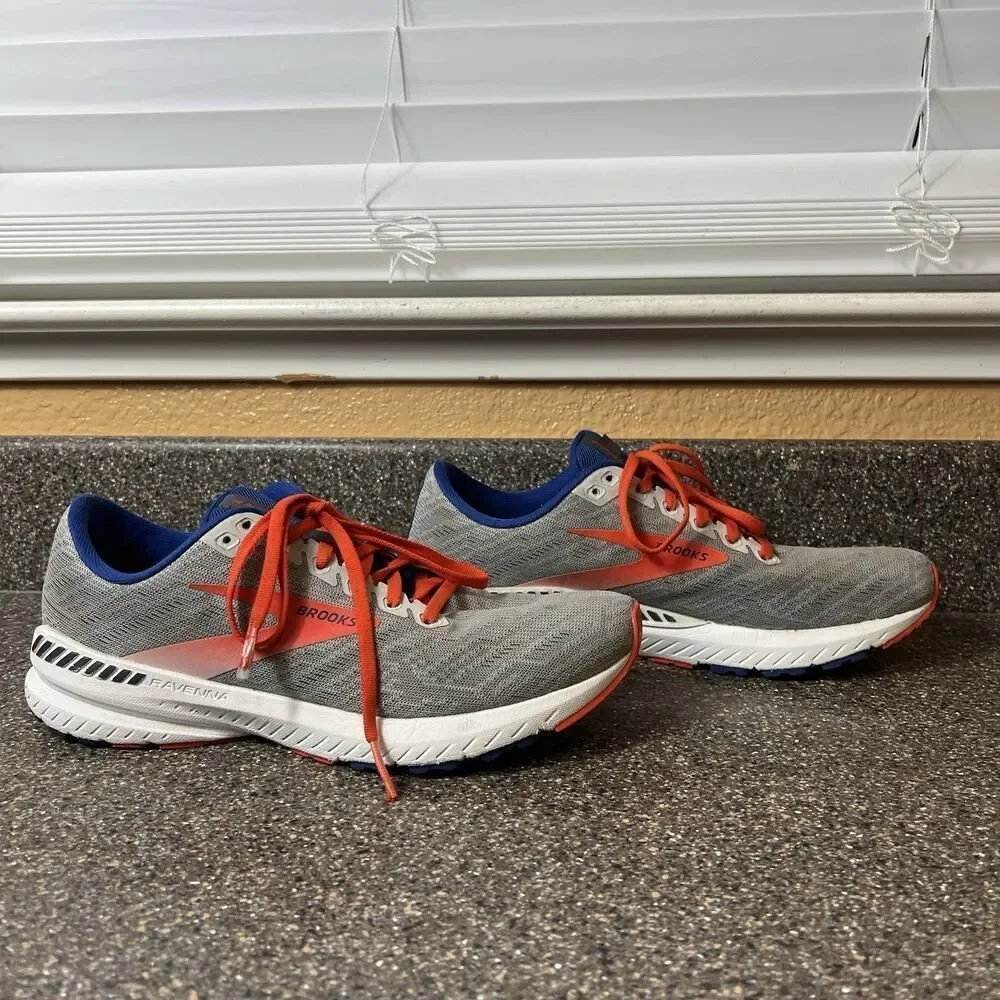 Brooks Ravenna 11 Athletic Mens Size 8 D Gray Road Running Shoes 1103301D049 Low